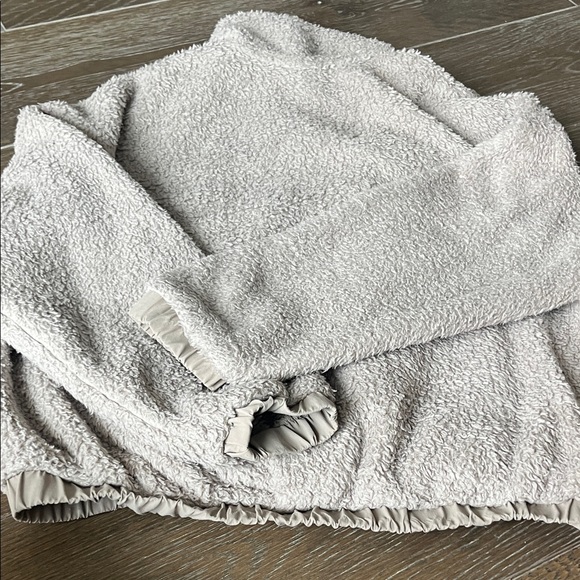 Vuori Women's Cowl Neck Sherpa Sweater in Cream/tan - Picture 5 of 5